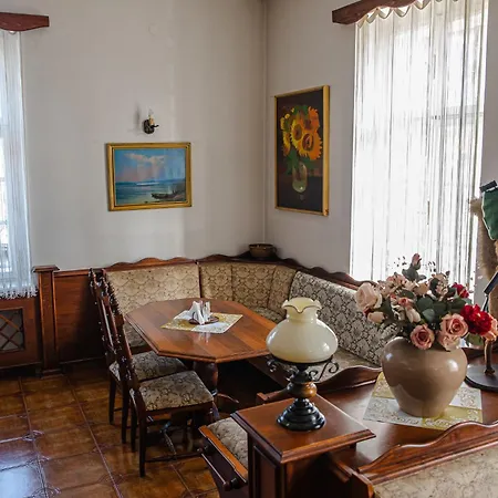 Kuria 2* Dolny Kubin