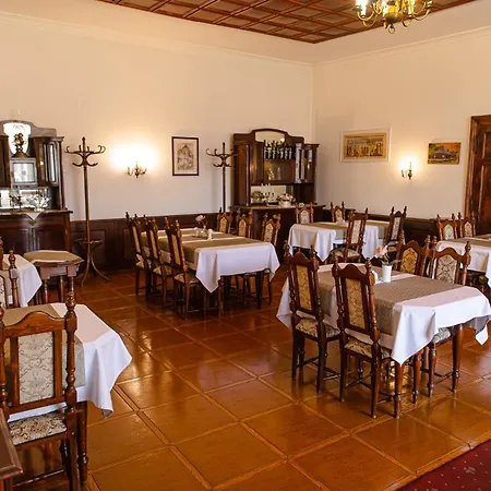 Konukevi Kuria Dolny Kubin